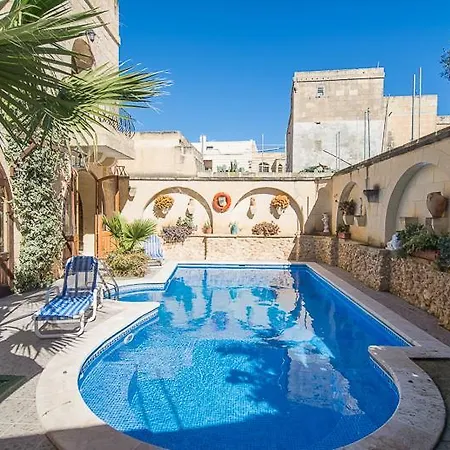 4 Bedroom Farmhouse With Private Pool Σπίτι διακοπών Zebbug (Gozo)